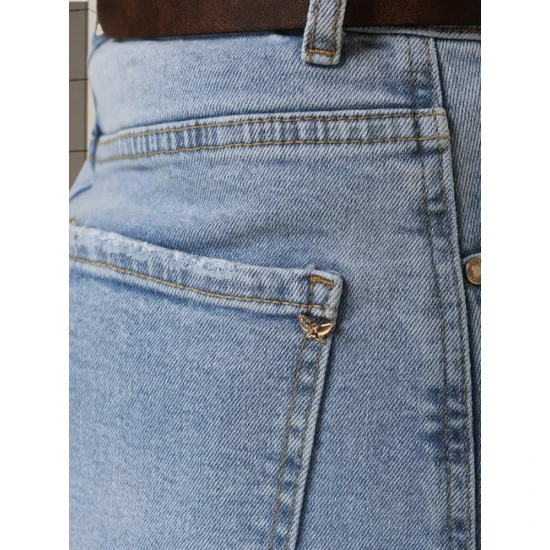 Sieviešu gaiši zili džinsi Sara Džinsi un džogeri