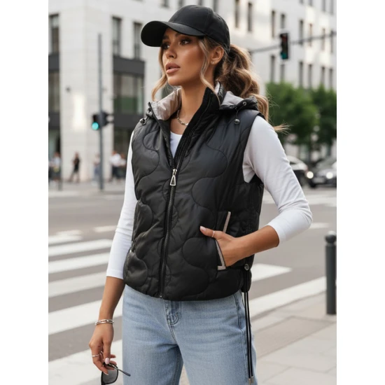 Sieviešu melna veste ar kapuci Teros Sieviešu vestes