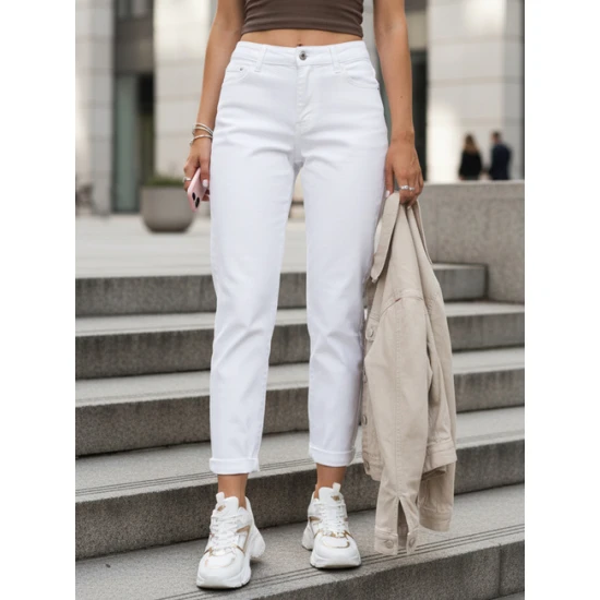 Sieviešu balti džinsi Elin Džinsi un džogeri