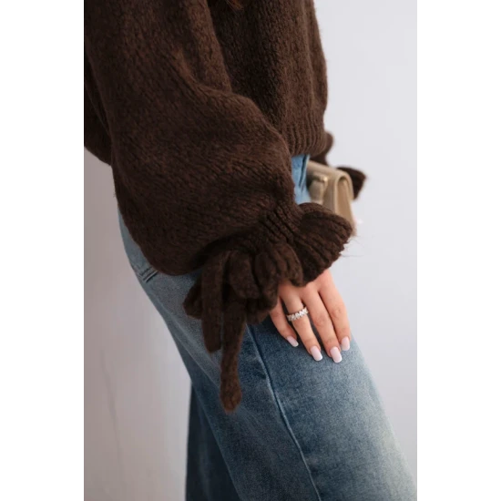 Sieviešu tumši brūns džemperis Fango