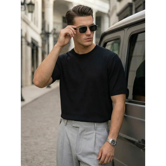 Vīriešu melnā T-krekls Summer