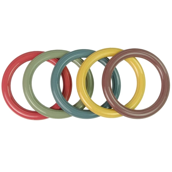 Ar rokām veidota spēle 