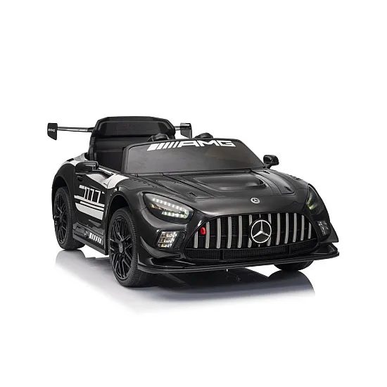 Mercedes AMG GT3 musta auto