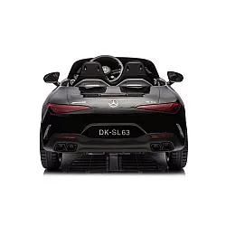 Melns elektromobilis Mercedes AMG SL63