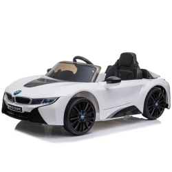 Balts elektromobilis BMW I8