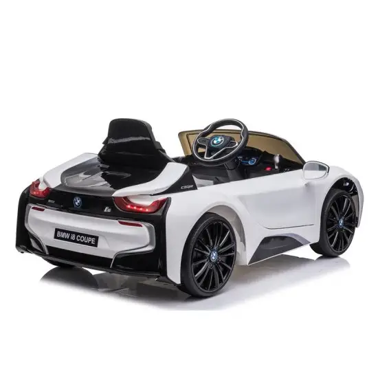 Balts elektromobilis BMW I8