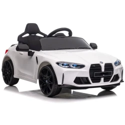 Balts BMW M4 elektromobilis