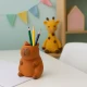 Brūns penālis Kapibara 10 x 7 cm Nelieli kancelejas piederumi
