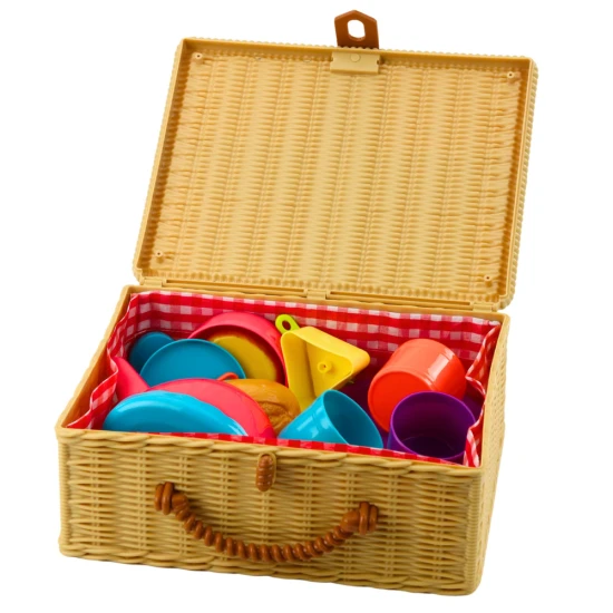 Tējas servīze grozā: tases, šķīvīši, konfektes, 23 gab. Sadzīves tehnika, virtuves