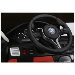 Melns BMW X6M ar akumulatoru darbināms automobilis
