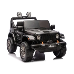 Melns elektriskais automobilis Jeep Rubicon DK-JWR556