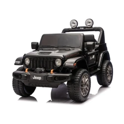 Melns elektriskais automobilis Jeep Rubicon DK-JWR556