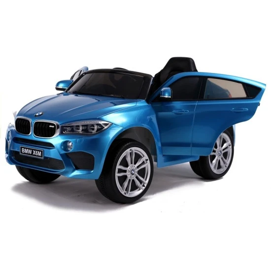 BMW X6 ar akumulatoru darbināms zilais automobilis