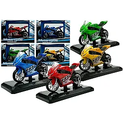 Sporta motocikla modelis ar skaņām