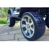 Melns akumulatora tipa SUV S2388