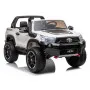Balts elektriskais bērnu auto „Toyota Hilux“