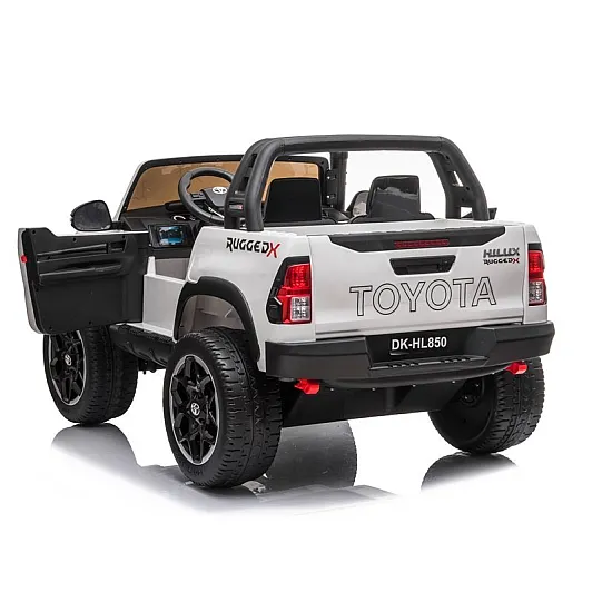 Valge elektriline lasteauto Toyota Hilux