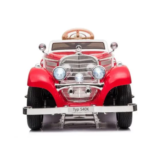 Sarkans akumulatora retro automobilis Mercedes 540K Elektriskās mašīnas bērniem