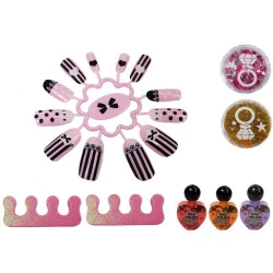 Nagu lakas skala ar rozā žāvētāju 