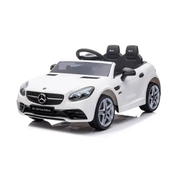 Mercedes SLC 300 elektriskais baltais automobilis