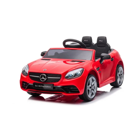 Elektriskais sarkanais automobilis Mercedes SLC 300