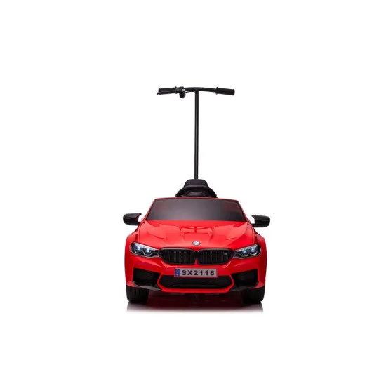 BMW M5 sarkanais elektromobilis