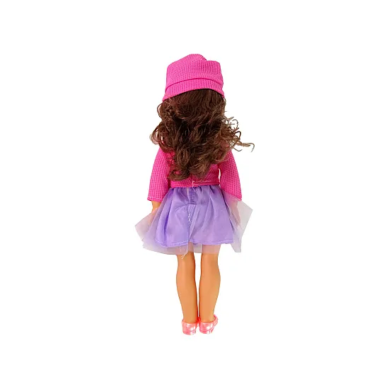 A doll with brown hair Dolls and game sets