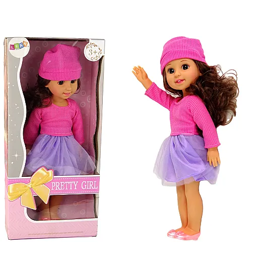 A doll with brown hair Dolls and game sets