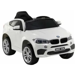 Balts BMW X6 elektromobilis