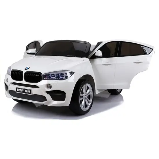 Balts BMW X6M ar akumulatoru darbināms automobilis Automašīnas