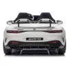 Balts elektriskais automobilis „Mercedes AMG DK-GT63“