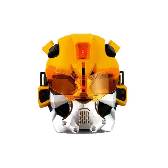 Šautuvas ar šāviņiem un dzeltenu masku Šautenes