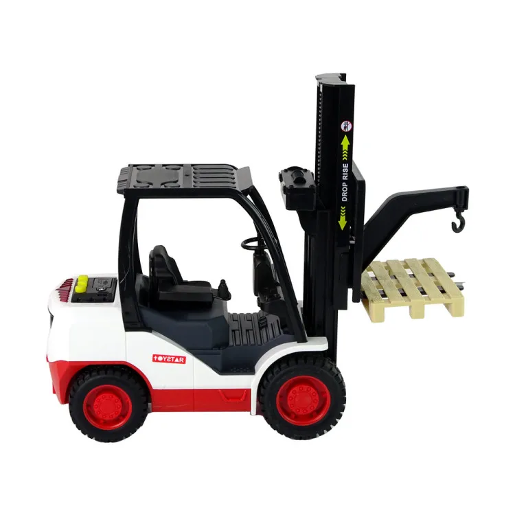 Forklift Truck Moving Fork Pallet. Rotaļlietu automašīnas