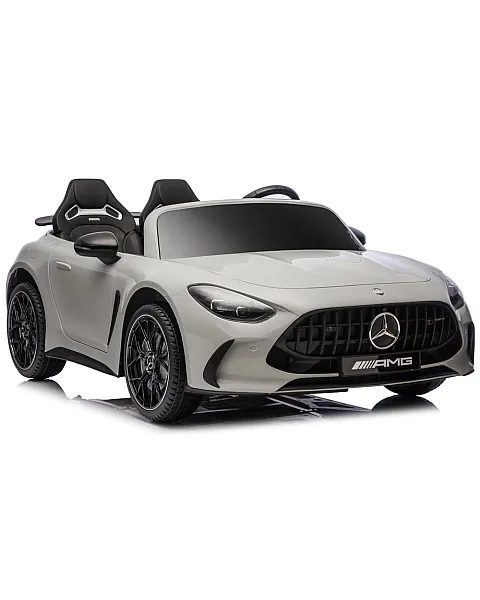 Pelēka elektriskā automašīna Mercedes AMG DK-GT63