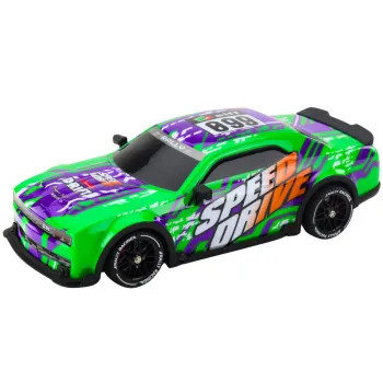 Attālini vadāms sporta automobilis ar apgaismotu drifto kārku Zaļš.