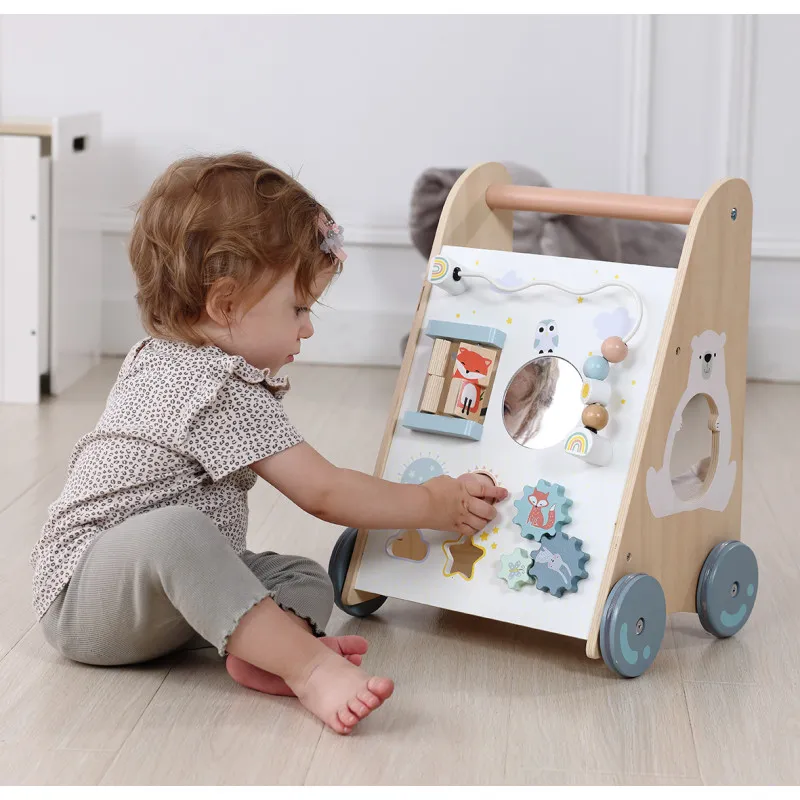 Koka ratiņi ar stumšanas rokturi ECOTOYS