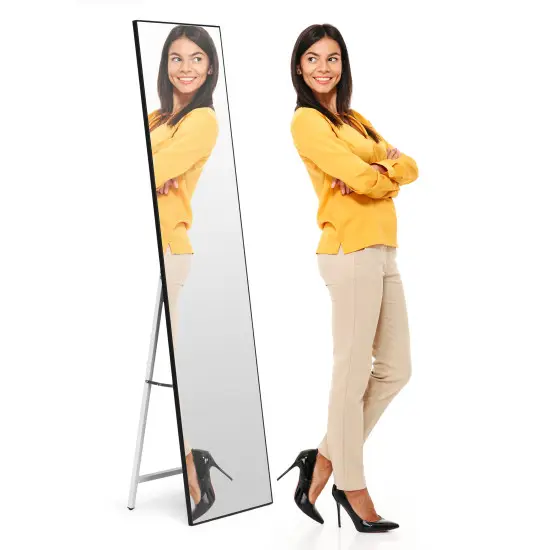 Liels 159 cm stāvspogulis ar melnu rāmi