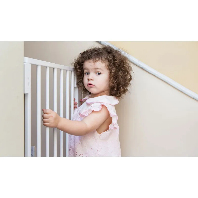 Baltas drošības vārtiņš 74–105 cm Aizsargbarjeras ECOTOYS