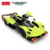Zaļa tālvadības automašīna Aston Martin Valkyrie AMR PRO