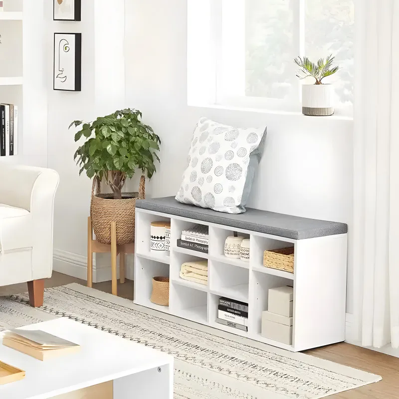 Balts apavu skapis ar pelēku spilvenu ModernHome