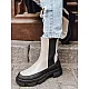Women's beige Frost shoes ZY0355