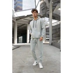 Gaiši pelēks vīriešu komplekts ar kapuci Agero