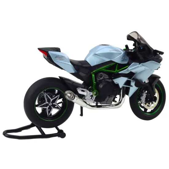 Sporta metāla motocikls