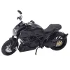 Sporta melnā metāla motocikls