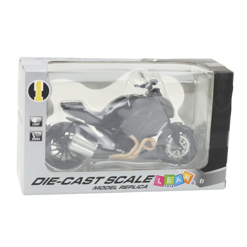 Sporta melnā metāla motocikls