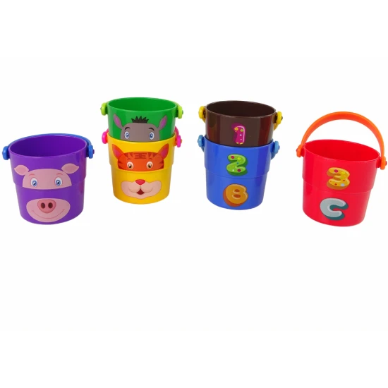 Komplekts Krāsaini spaiņi ar dzīvniekiem Vannas istabas rotaļlietas