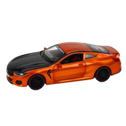 Oranžinis sportinis automobilis